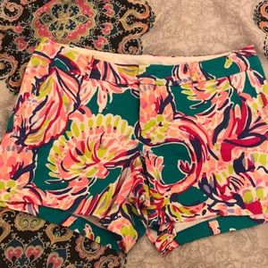 EUC CALLAHAN SHORTS